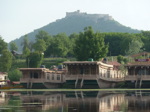 Les house boats sont de petits hôtels flottants...